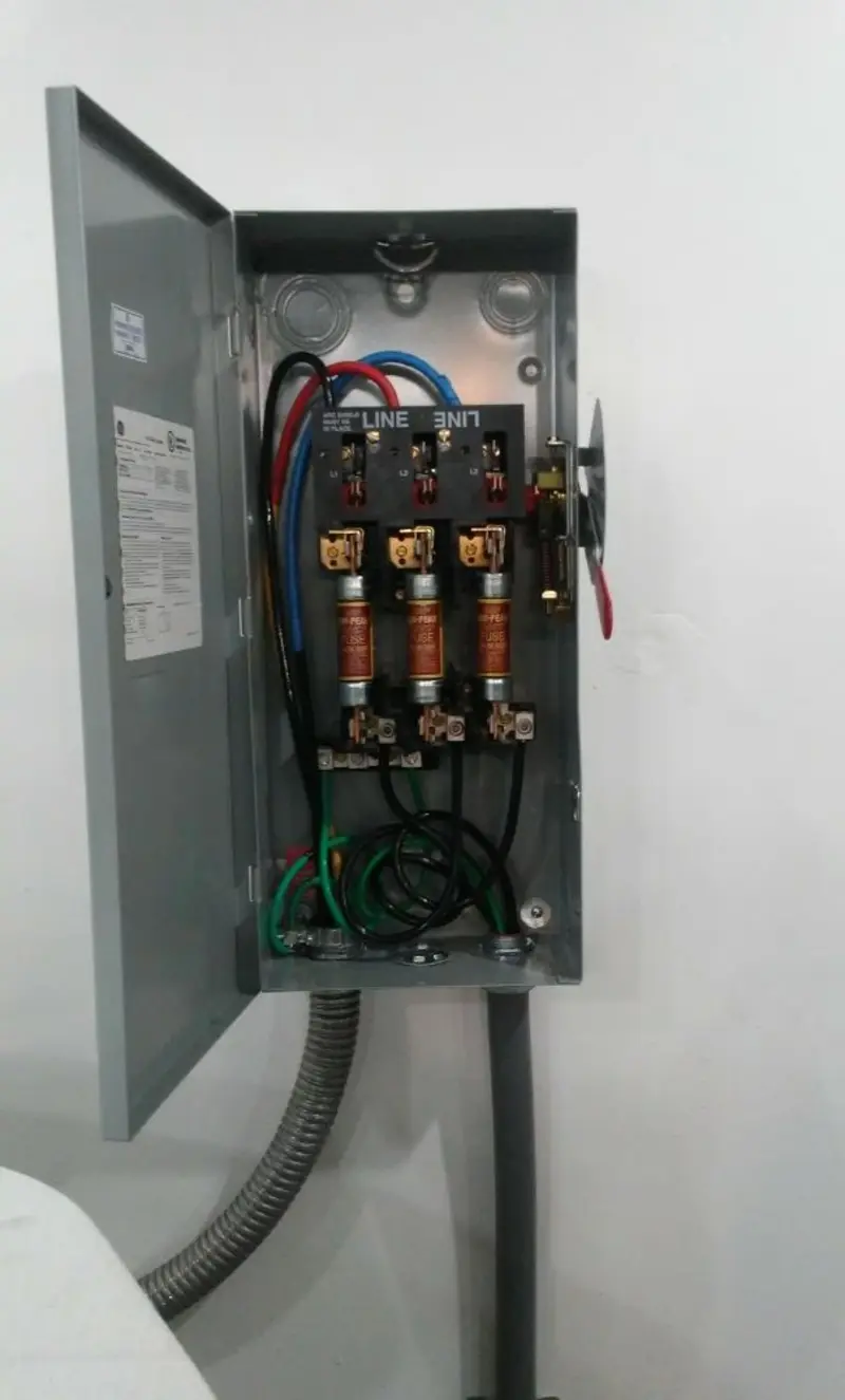 Three-phase disconnect switch installed for Electrical Wiring & Rewiring in Moon Lake